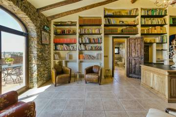 Casa Rural para 18 Personas en Mollet de Peralada, Pirineo Catalan, Foto 1