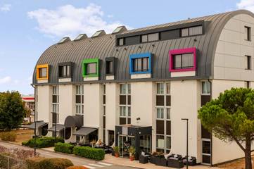 Hôtel pour 2 personnes, avec vue et jardin, animaux acceptés à Chenôve