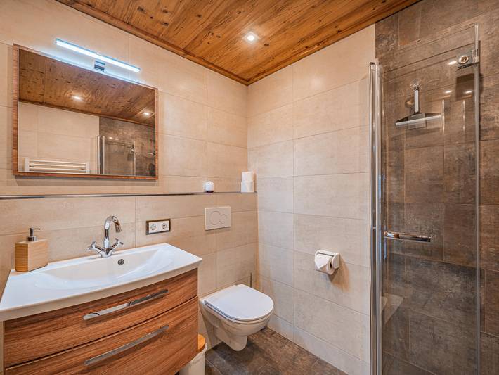 Ferienwohnung für 4 Personen, mit Balkon und Terrasse sowie Garten und Pool in Tirol - 4