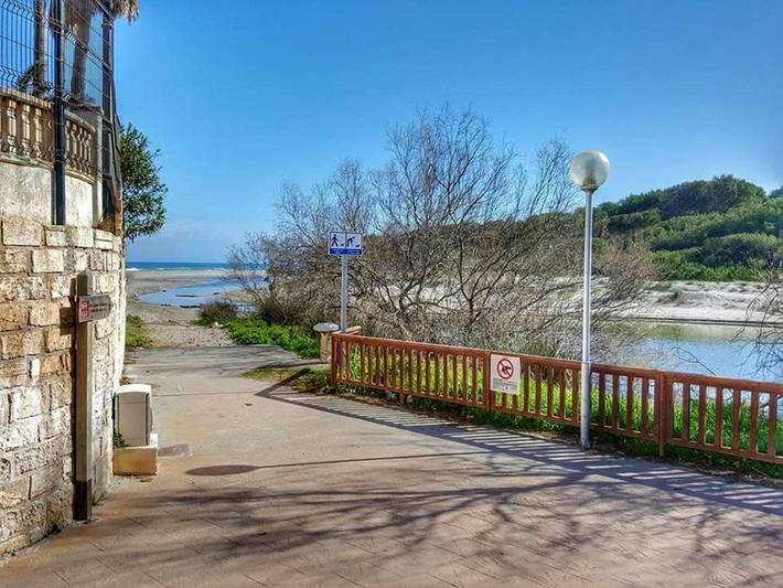 Gîte pour 2 personnes, avec jardin et piscine dans Can Picafort