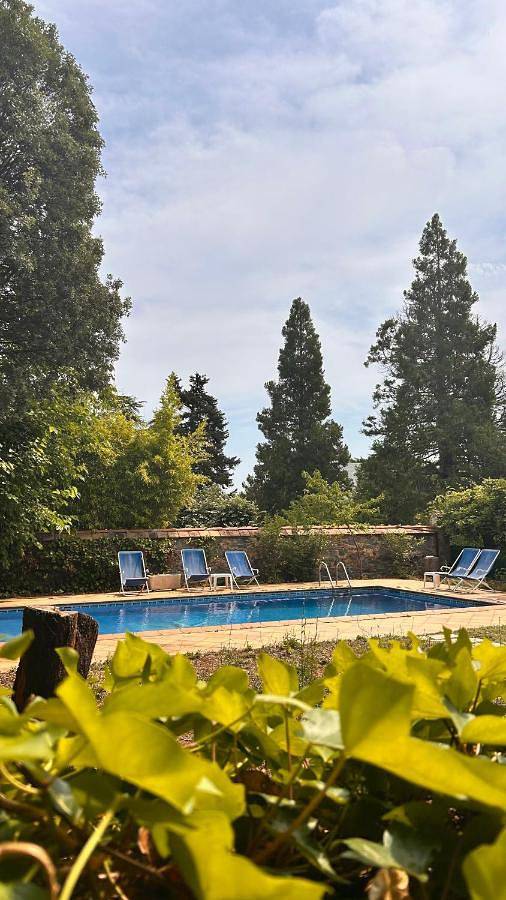 Hotel para 2 personas, con jardín además de piscina y vistas - 1