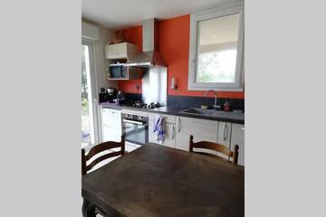 Gîte pour 4 personnes, avec vue et jardin à Valflaunès