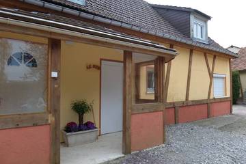 Gîte pour 5 personnes, avec piscine et jardin, animaux acceptés à Avesnes-en-Val