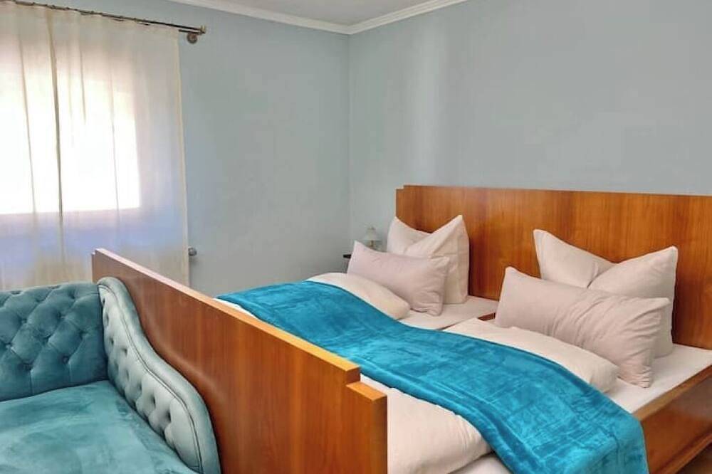 Ganze Wohnung, Charmante Unterkunft - nur 5 Min zum Chiemsee in Nußdorf, Chiemsee