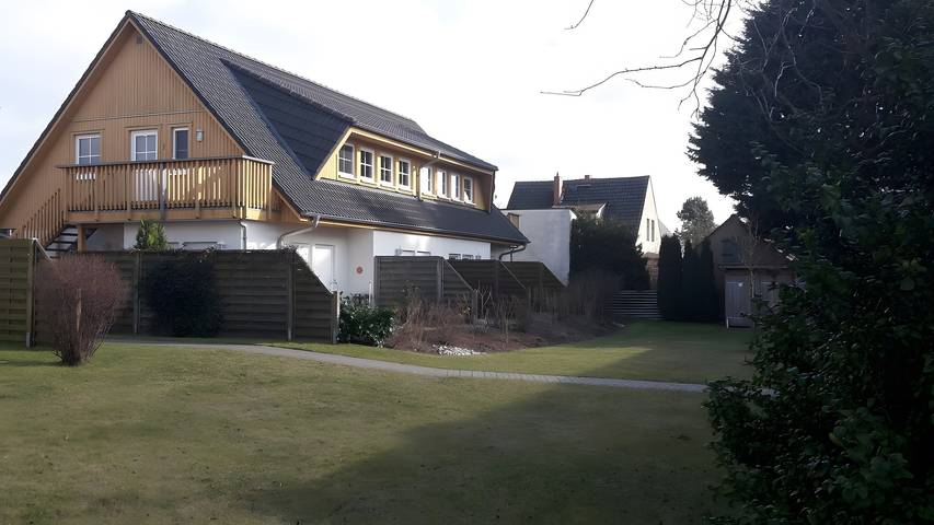 Apartamento inteiro, Apartamento Koserow, Förster-Schrödter-Straße com Terraço e Wi-Fi in Koserow, Bernsteinbäder