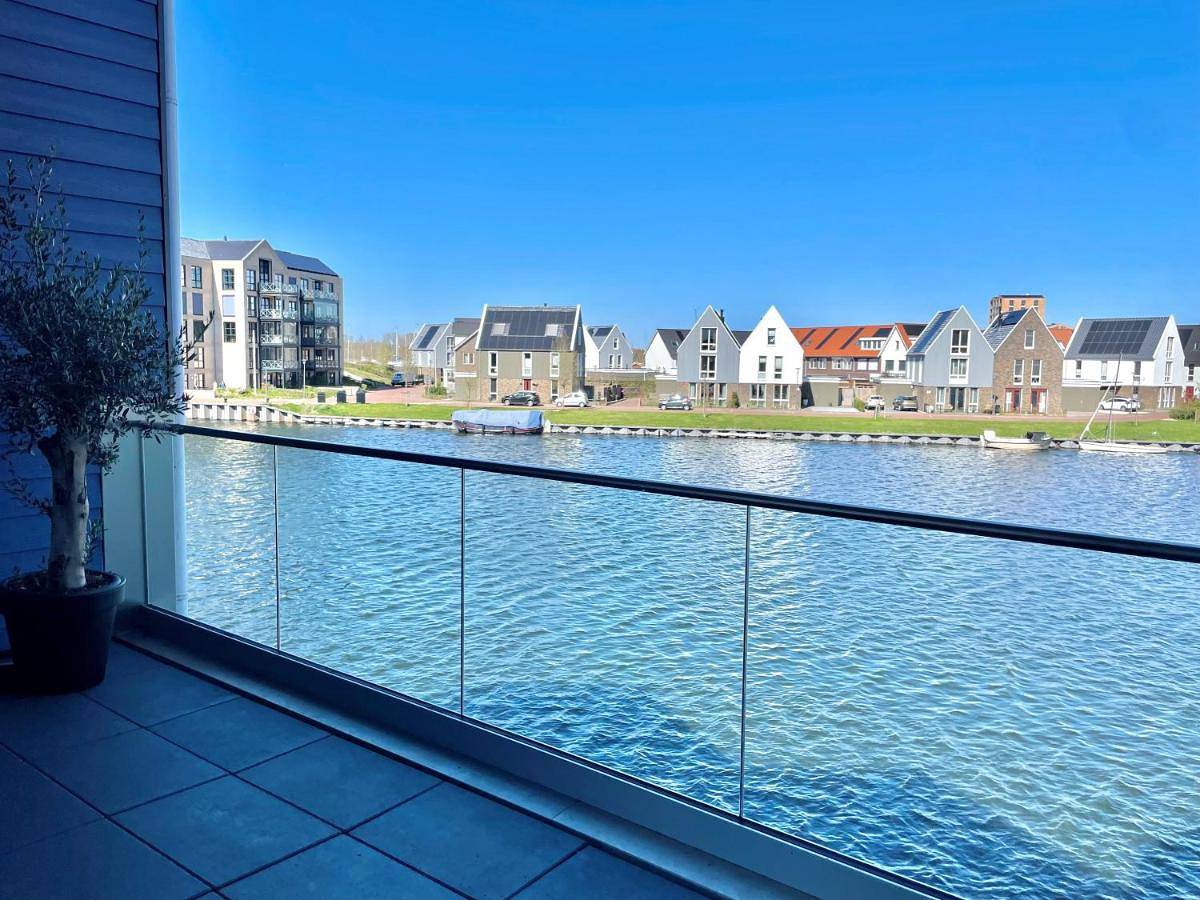 Geheel appartement, Apartment with Lake View in Harderwijk, Veluwe