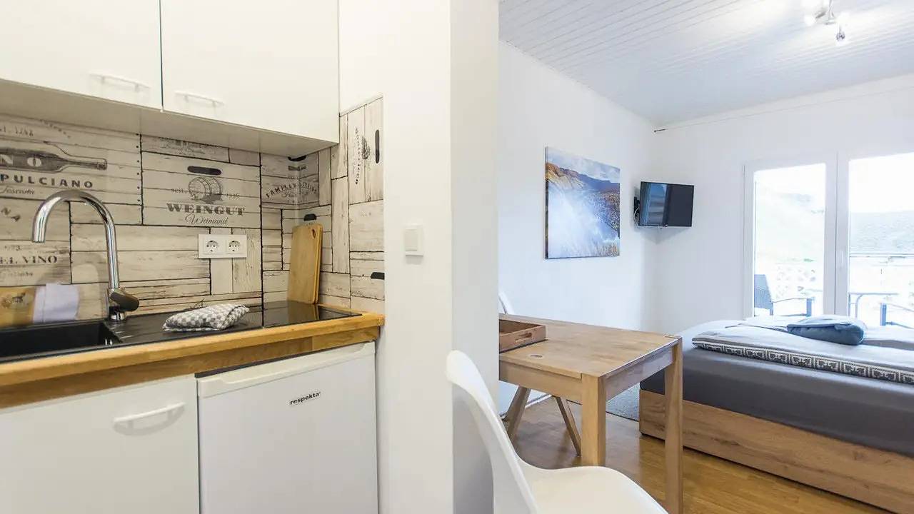 Ganze Ferienwohnung, Ferienwohnung für 2 Personen (20 m²) in Zeltingen-Rachtig in Zeltingen-Rachtig, Bernkastel-Kues & Umgebung