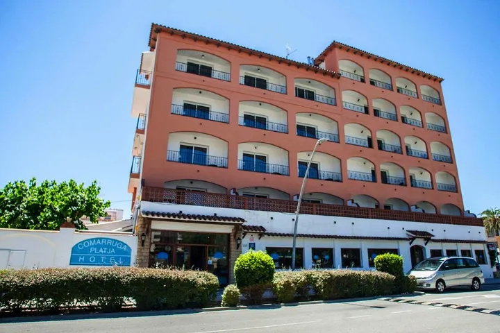 Hotel für 2 Personen, mit Pool und Balkon sowie Ausblick - 1