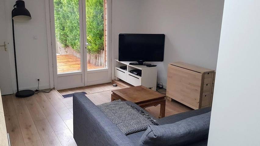 Gîte pour 4 personnes, avec vue et terrasse à Déville-lès-Rouen