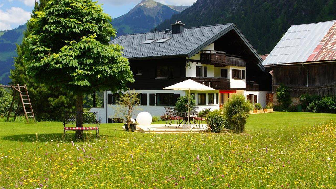 Ganze Ferienwohnung, Ferienwohnung für 2 Personen (43 m²) in Mittelberg (Kleinwalsertal) in Mittelberg, Kleinwalsertal