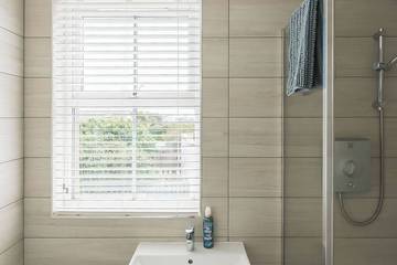 Holiday Home for 16 People in Rhosneigr, Isle of Anglesey, Photo 3