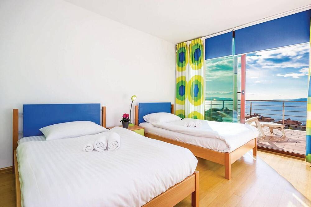 Gorgeous home in Rijeka with kitchen in Rijeka, Primorje-Gorski Kotar