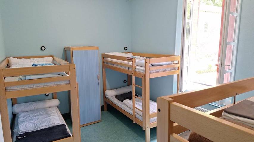 Maison de campagne pour 26 personnes, avec vue et terrasse, animaux acceptés à Mazamet - 2