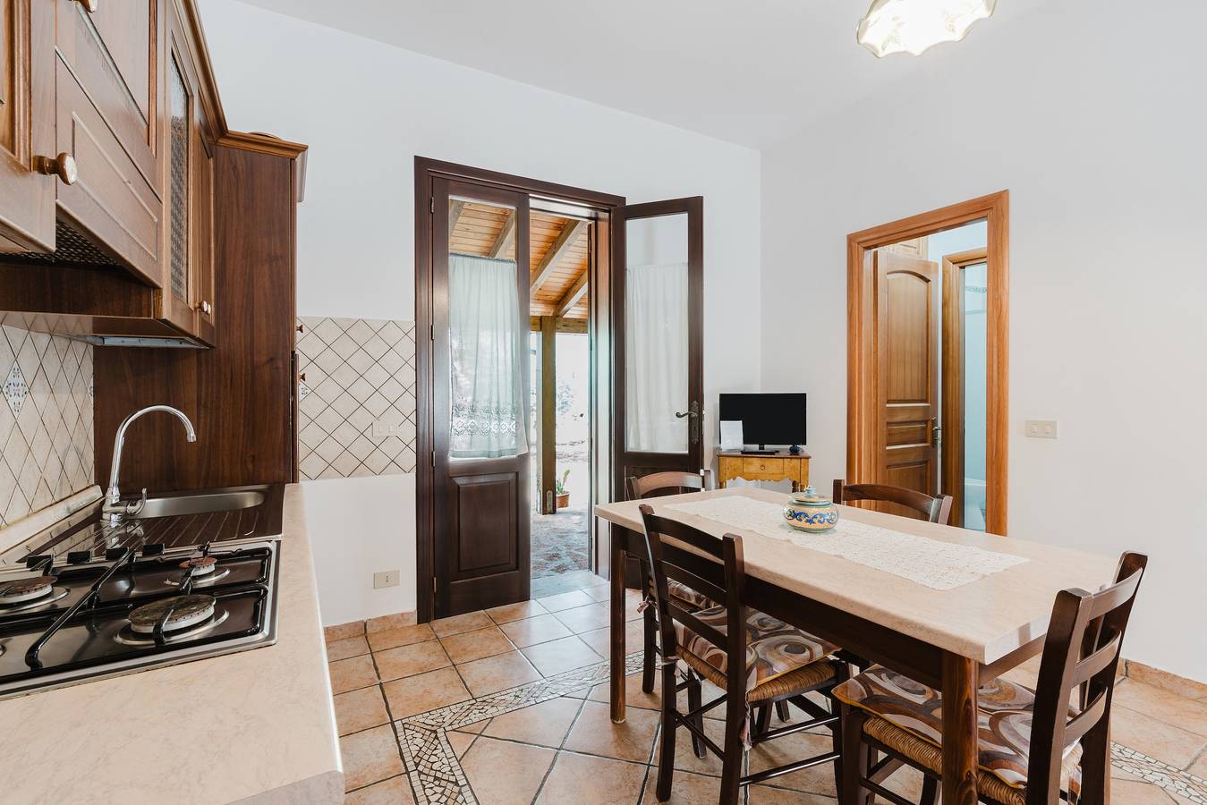 Holiday Home 'Un Viaggio Nella Rilassante Natura' with Mountain View, Wi-Fi and Air Conditioning in Castelluzzo, San Vito Lo Capo