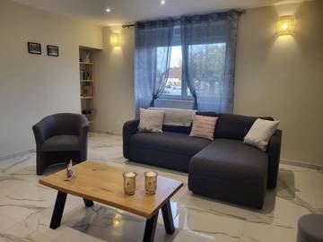 Maison De Vacances pour 6 Personnes dans Meussia, Parc naturel régional du Haut-Jura, Photo 4