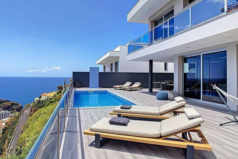 Wild River Villa by LovelyStay in Pináculo, Ponta do Sol