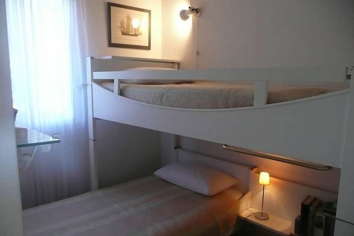 Entire apartment, Maisonette Near Thèoule-Sur-Mer With Lovely Sea Views in Théoule-sur-Mer, Massif de l'Esterel
