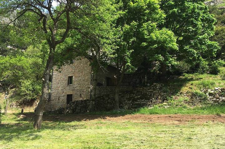 Gîte pour 2 personnes, avec Terrasse et Jardin
