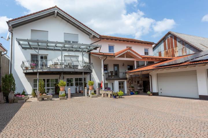 Ferienwohnung für 6 Personen, mit Balkon in Gersfeld - 2