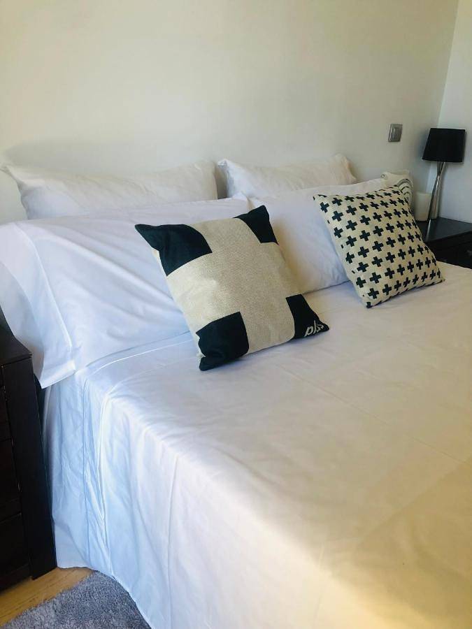 Double Room with Private Bathroom in Fuencarral-El Pardo, Madrid