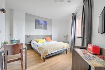 Appartement De Vacances pour 2 Personnes dans Nogent-sur-Marne, Val-de-Marne, Photo 2