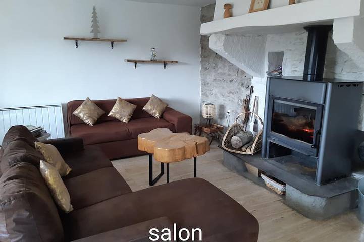 Location de vacances pour 12 personnes, avec terrasse et jardin, animaux acceptés à Le Soulié - 4