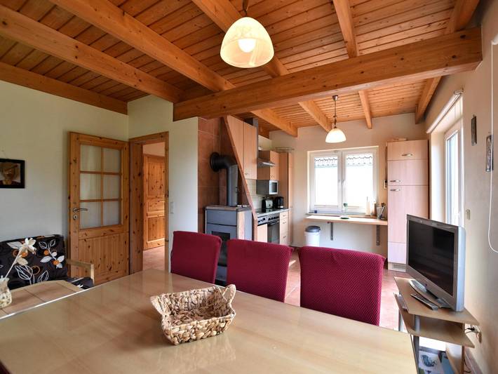 Ferienhaus für 6 Personen, mit Terrasse und Garten in Bastorf - 2