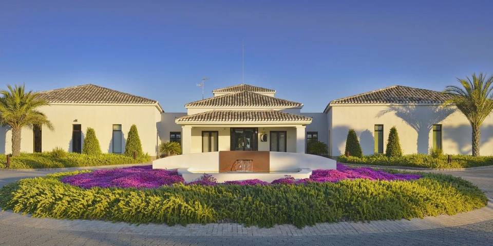 Chalet para 4 personas, con piscina además de jardín y vistas en Orihuela