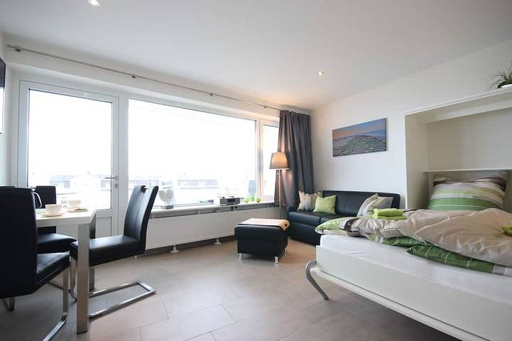Apartamento entero, Mejor ubicación absoluta con vistas al mar, reformado en 2015, balcón, W-Lan, Top in Wangerooge