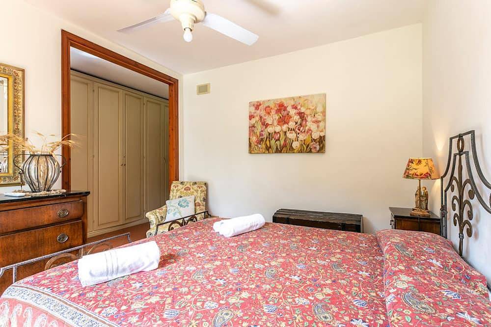 Fantastic villa with a view and large pool in Modica, Ragusa Province