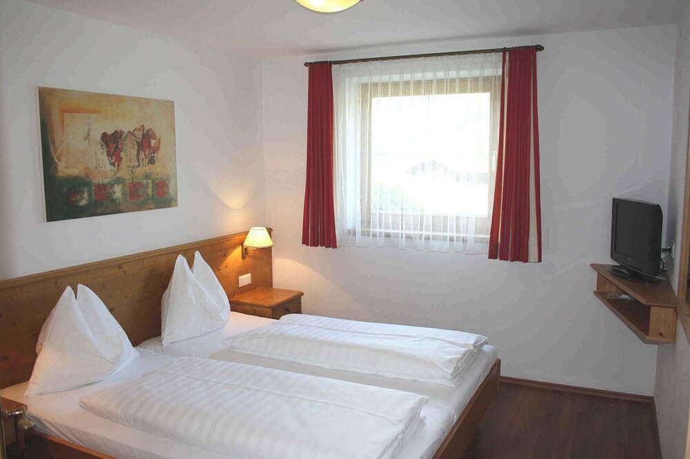 Ferienhaus mit Blick auf die Berge in Brixen im Thale, Kaisergebirge