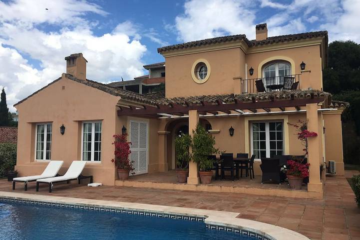 Villa pour 6 personnes, avec jardin et balcon - 1