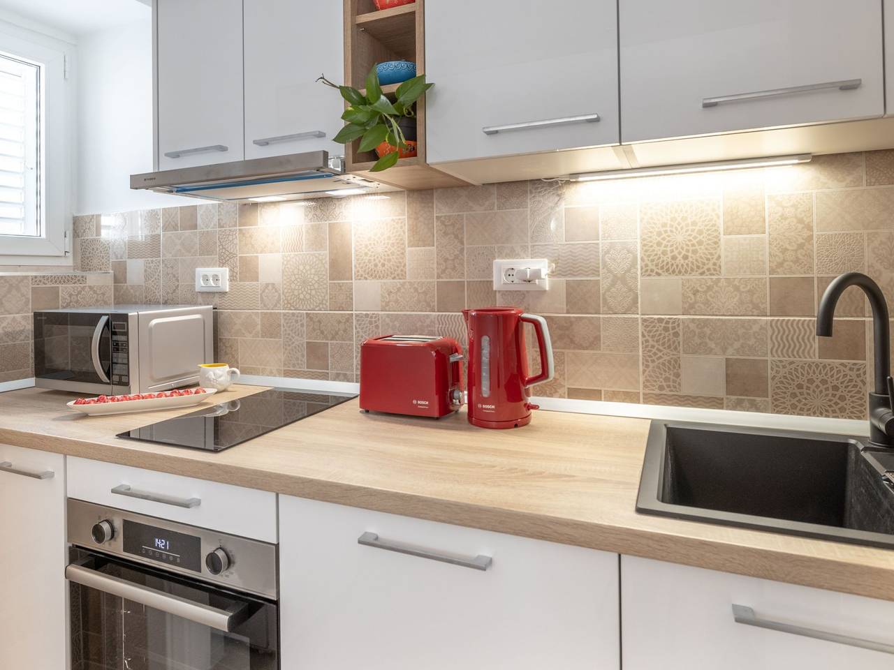 Ganze Wohnung, Apartment mit kleiner Terrasse in Makarska, Makarska Riviera