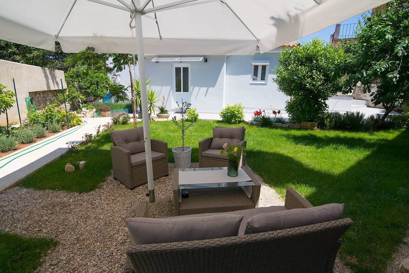 Ganze Wohnung, 1-Zimmer-Ferienwohnung mit Terrasse Veli Losinj, Losinj A-19801-b in Veli Losinj, Kvarner Inseln