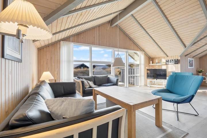 Ferienhaus für 5 Personen, mit Balkon/Terrasse und Terrasse sowie Sauna in Houvig - 2