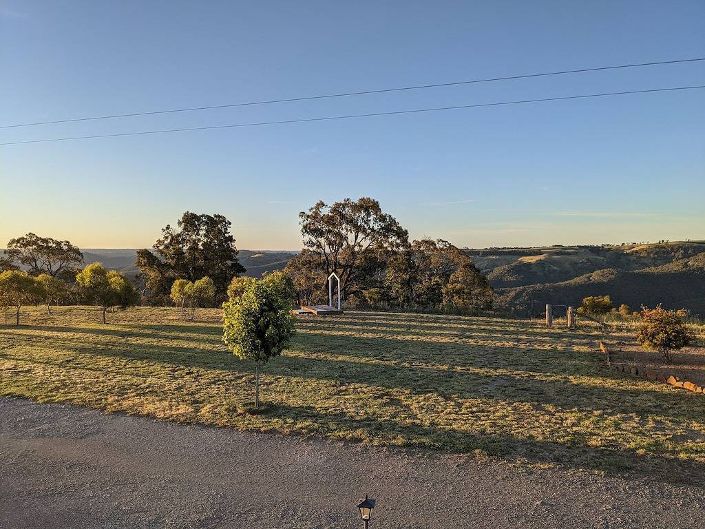 'The Barn' - Landausflug ideal für Paare und Familien - Spielzimmer und Wildtiere in New South Wales