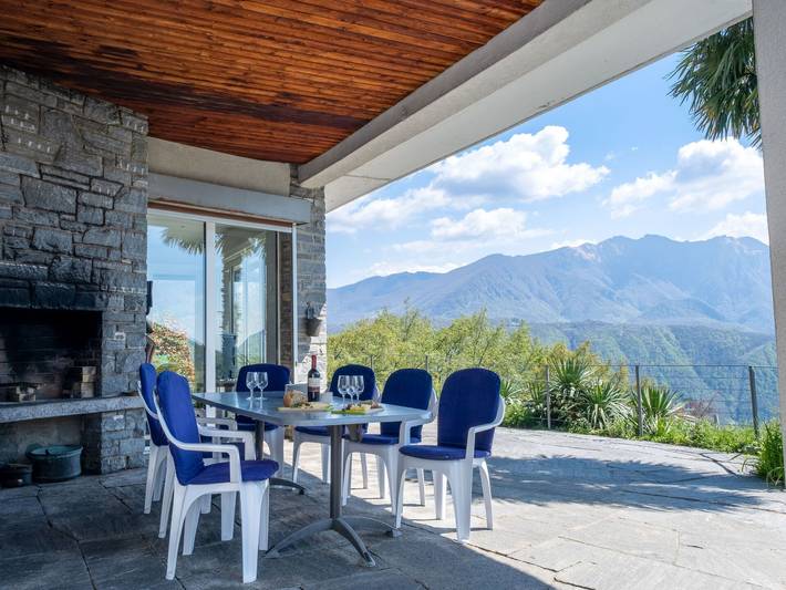 Ferienhaus für 8 Personen, mit Terrasse und Garten sowie Seeblick am Luganersee - 3