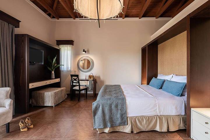 Villas Platanias - Villa 4 chambres avec piscine chauffée in Plataniás, Région de la Canée