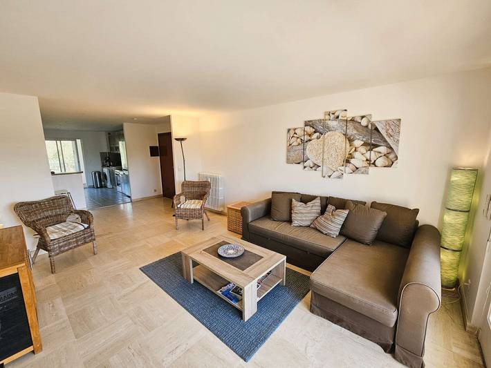 Apartamento vacacional entero, Apartamento de vacaciones para 5 personas con balcón in Sanary-sur-Mer, Costa mediterránea (Francia)