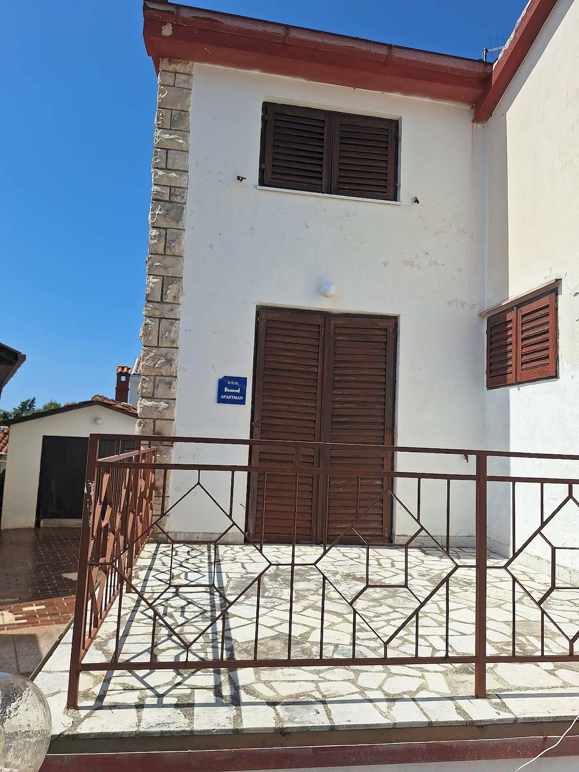 Appartement entier, Appartement de vacances pour 4 personnes avec terrasse in Beach Centinera, Banjole