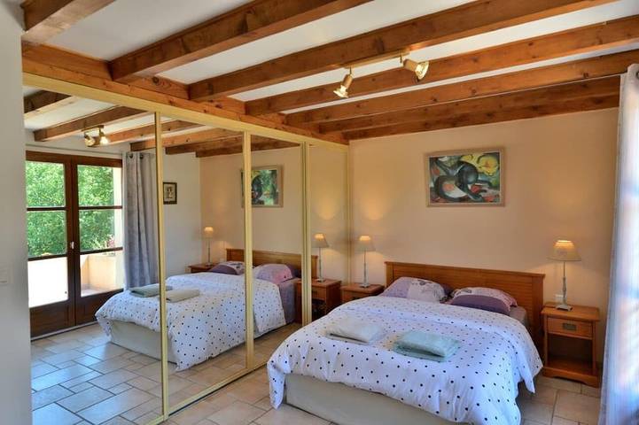 Location de vacances pour 6 personnes, avec jardin, animaux acceptés à Mons (Var) - 3