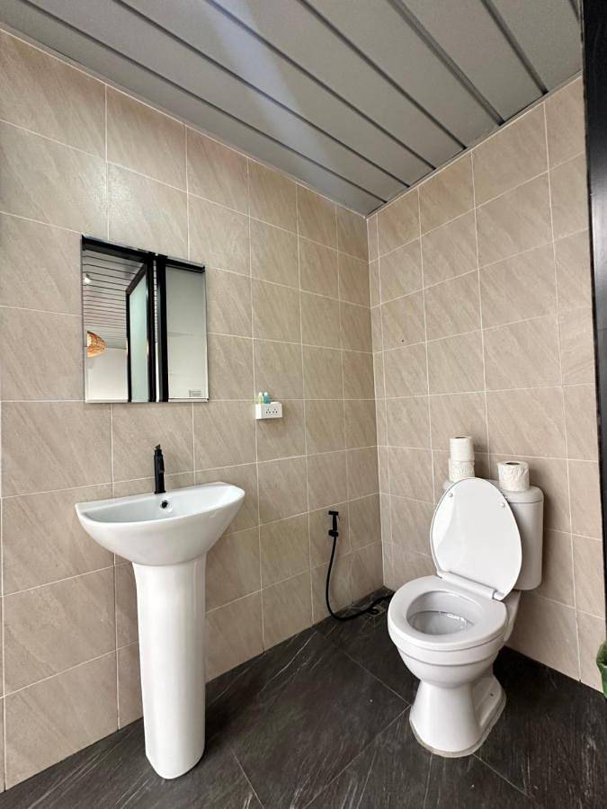 Location de vacances pour 2 personnes, avec jardin et terrasse dans Thongsala - 2