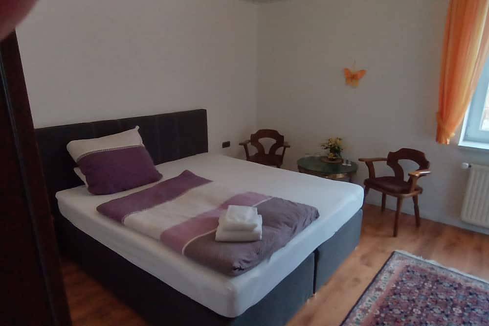 Ganze Wohnung, O2 - Komfortables 145 qm Apartment in Grafenwöhr, Naturpark Nördlicher Oberpfälzer Wald
