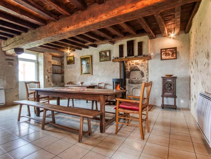 Ferienhaus mit Sauna, Spa und Klimaanlage, naturnah gelegen in Saint-Péreuse, Naturpark Morvan