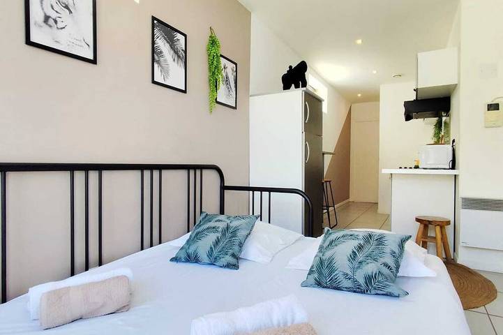 Ganze Wohnung, Le Jungle Duplex: Design & Comfort in Bègles in Bègles, Bordeaux und Umgebung