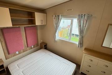 Bungalow for 6 People in Berrow (Somerset), Somerset, Photo 1