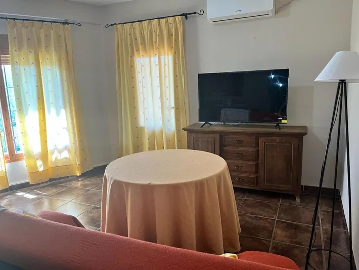 Apartamento de vacaciones para 5 personas, con vistas y terraza - 1