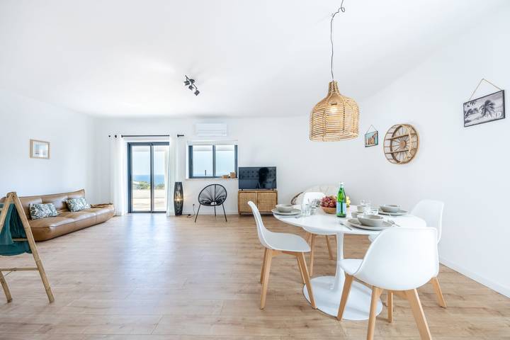 Ganze Wohnung, Fortaleza sea view Villa Miramar - one bedroom apartment in Budens, Naturpark Südwest-Alentejo und Costa Vicentina