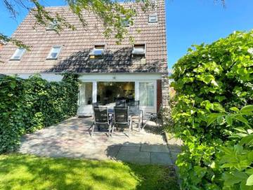 Ferienhaus für 4 Personen, mit Garten und Terrasse sowie Sauna, kinderfreundlich in Westerland