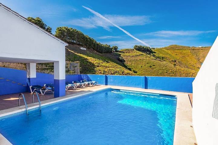 Villa pour 12 personnes, avec terrasse à El Borge